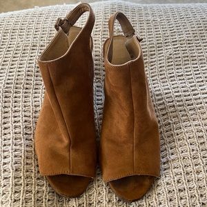 Steve Madden Brown Suede Booties 8.5